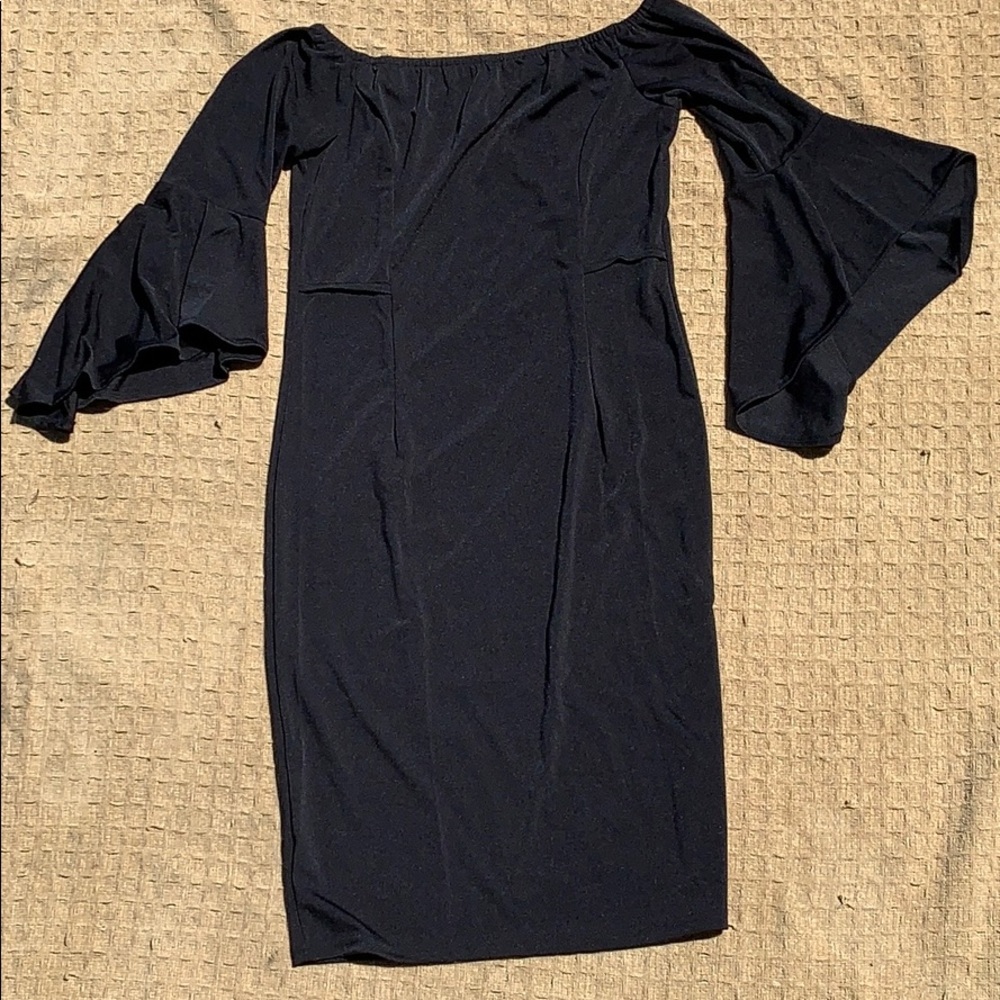 Black 3/4 sleeve fitted dress